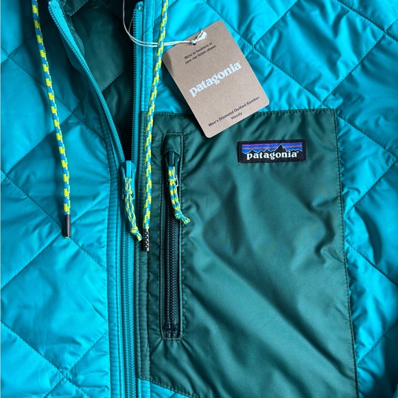 Patagonia Diamond Quilted Bomber Jacket NWT - Picture 2 of 5